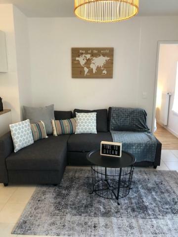 Coccon 1 By Dream Apartments 세리스 외부 사진